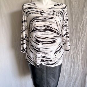JM Collection Black and White Abstract Blouse